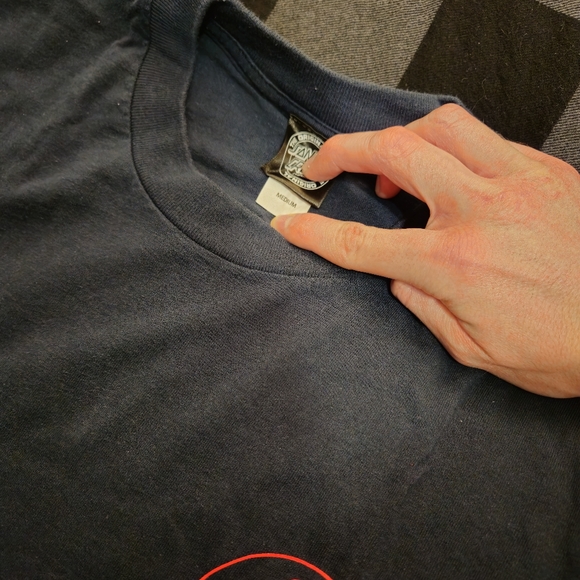 Mens Santa cruz t shirt - Picture 3 of 6